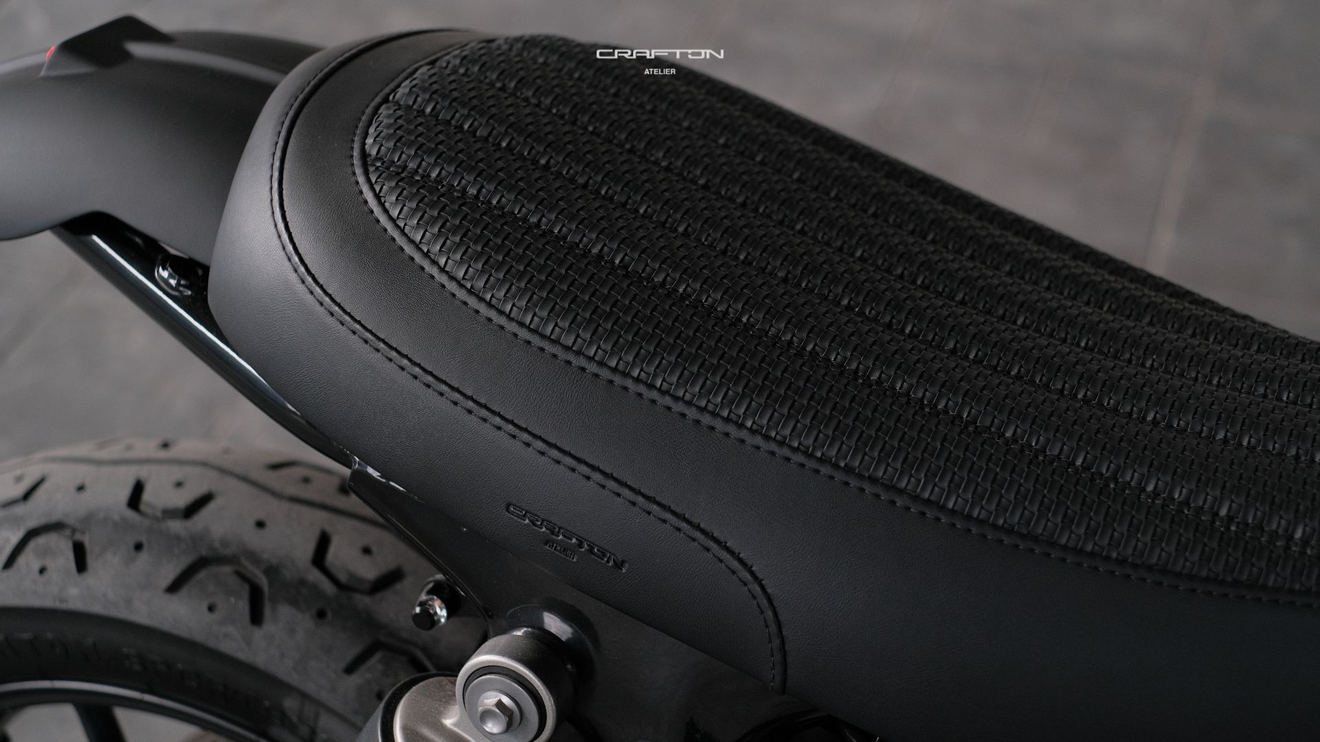 Matte Black Fender and seat